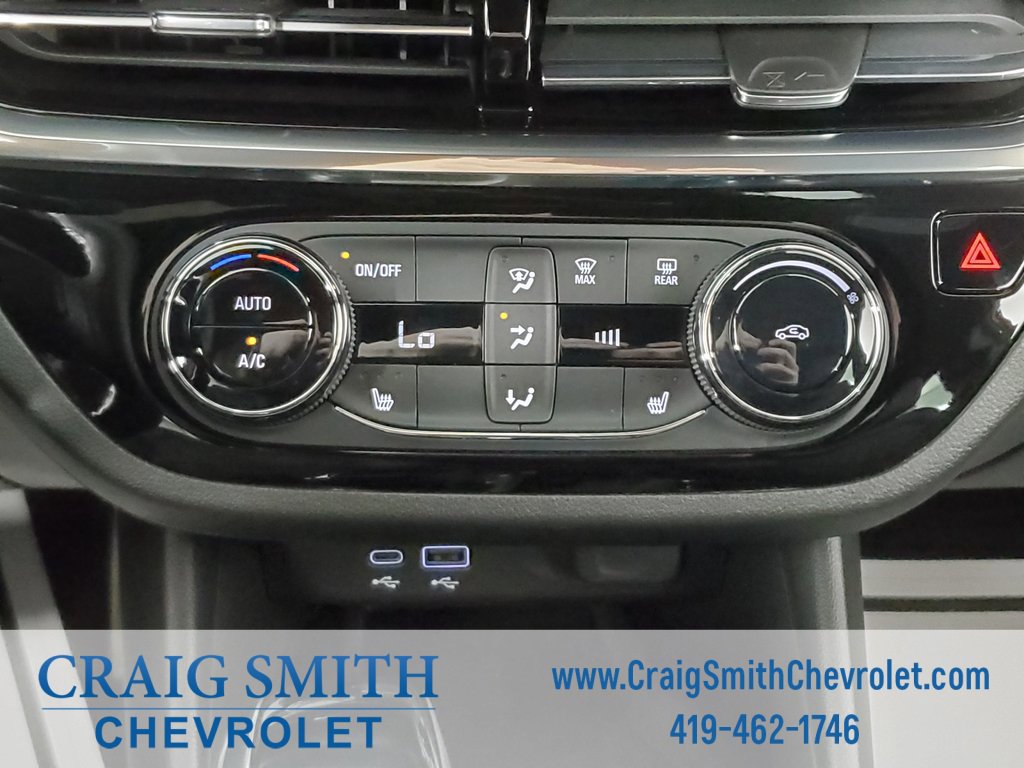 Used 2024 Buick Envista Sport Touring image 27