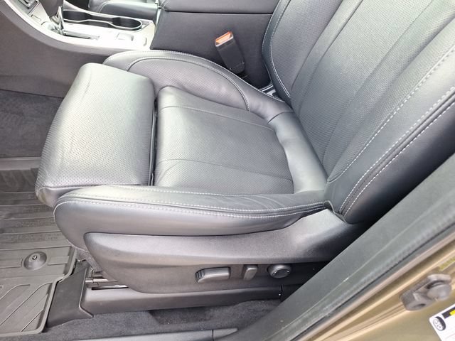 Used 2022 Subaru Ascent Touring w/ Popular Package #2A AWD/4WD image 16