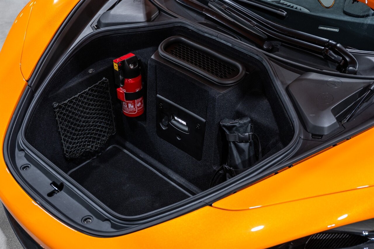 Used 2019 McLaren 720S Performance RWD image 36