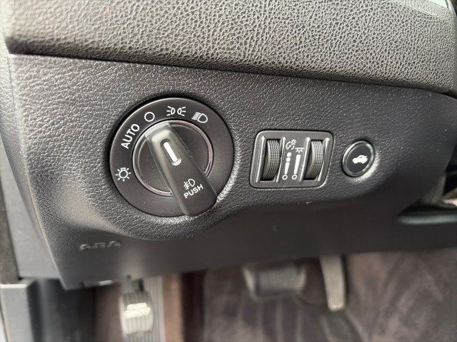 Used 2017 Chrysler 300 S w/ 300S Premium Group AWD/4WD image 14