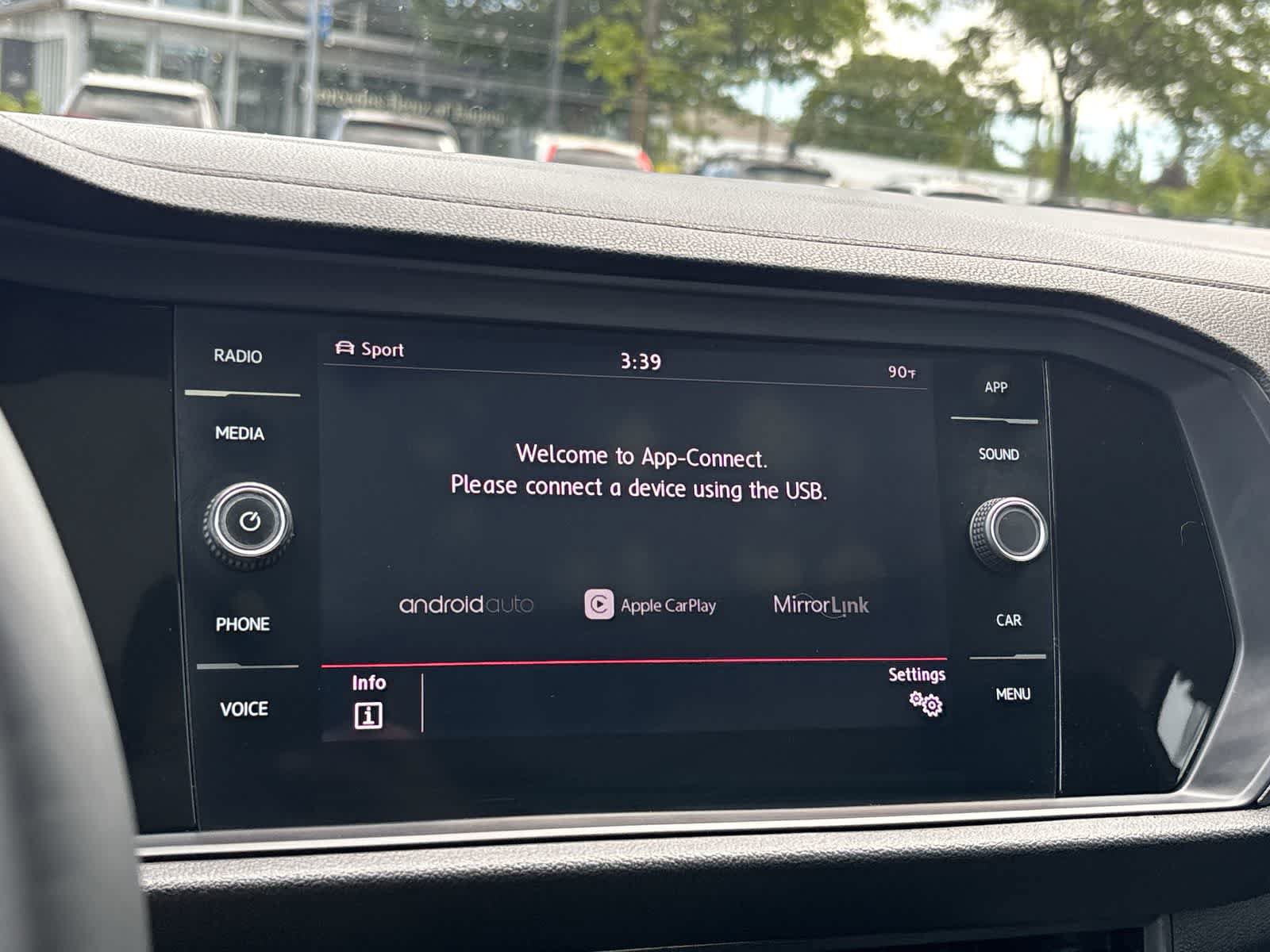 Used 2019 Volkswagen Jetta SEL FWD image 18