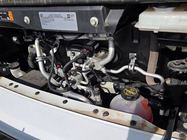 Used 2024 Chevrolet Brightdrop 600 w/ Commercial Equipment Package AWD/4WD image 17