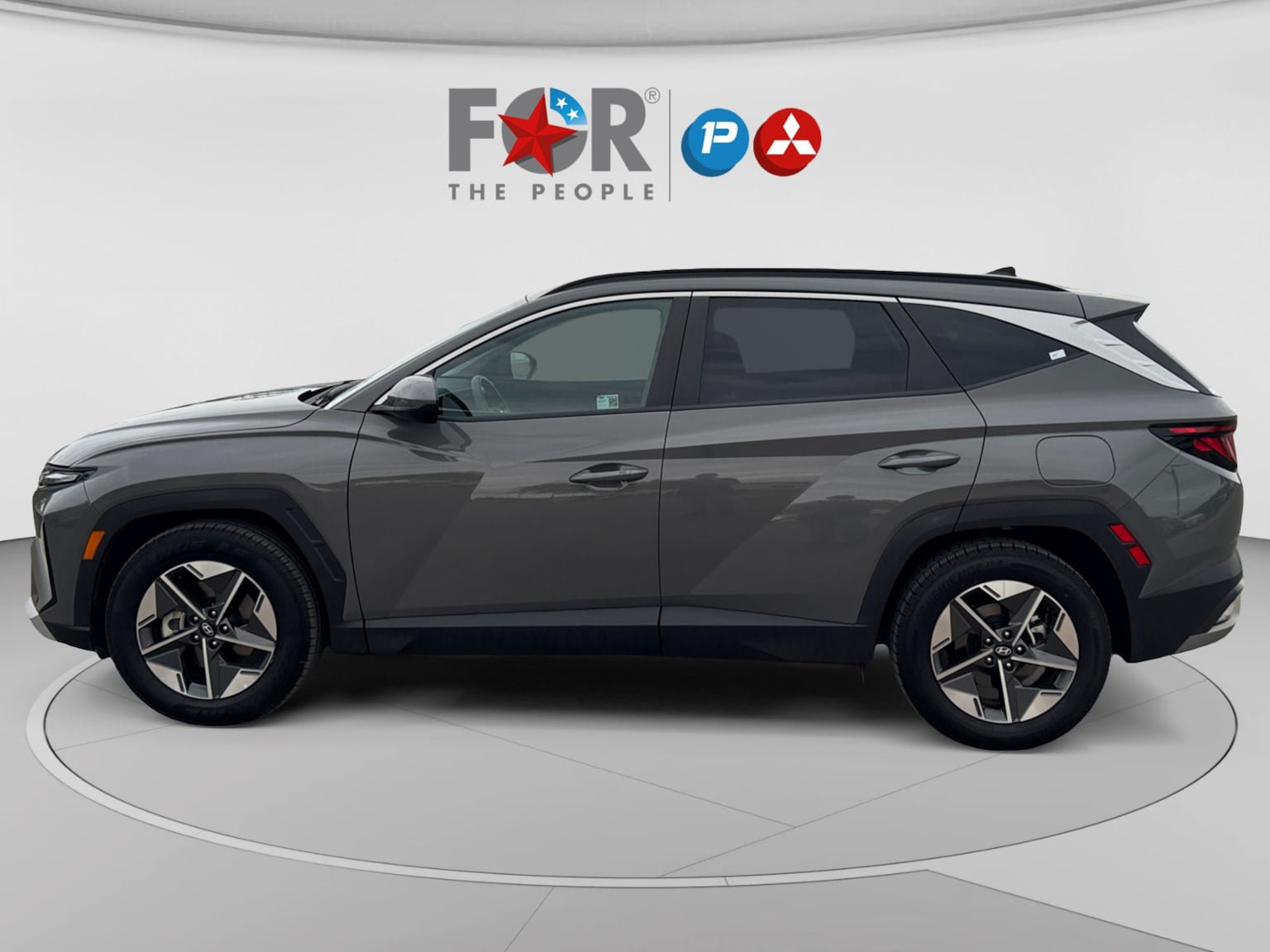 Used 2025 Hyundai Tucson SEL FWD image 2