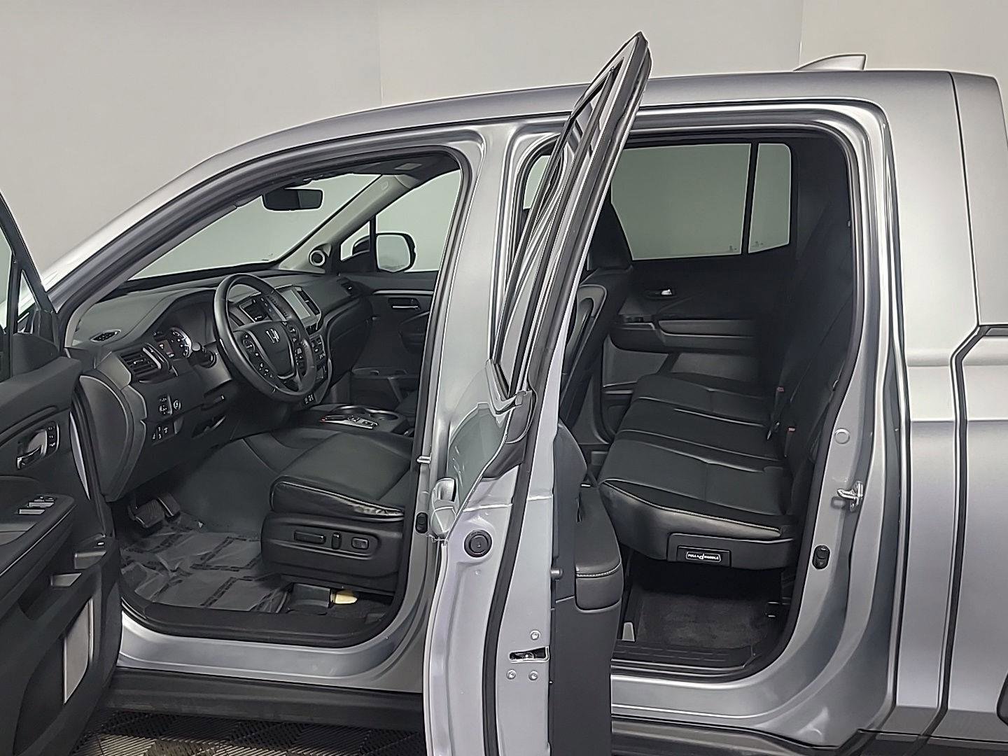 Certified 2023 Honda Ridgeline RTL image 16