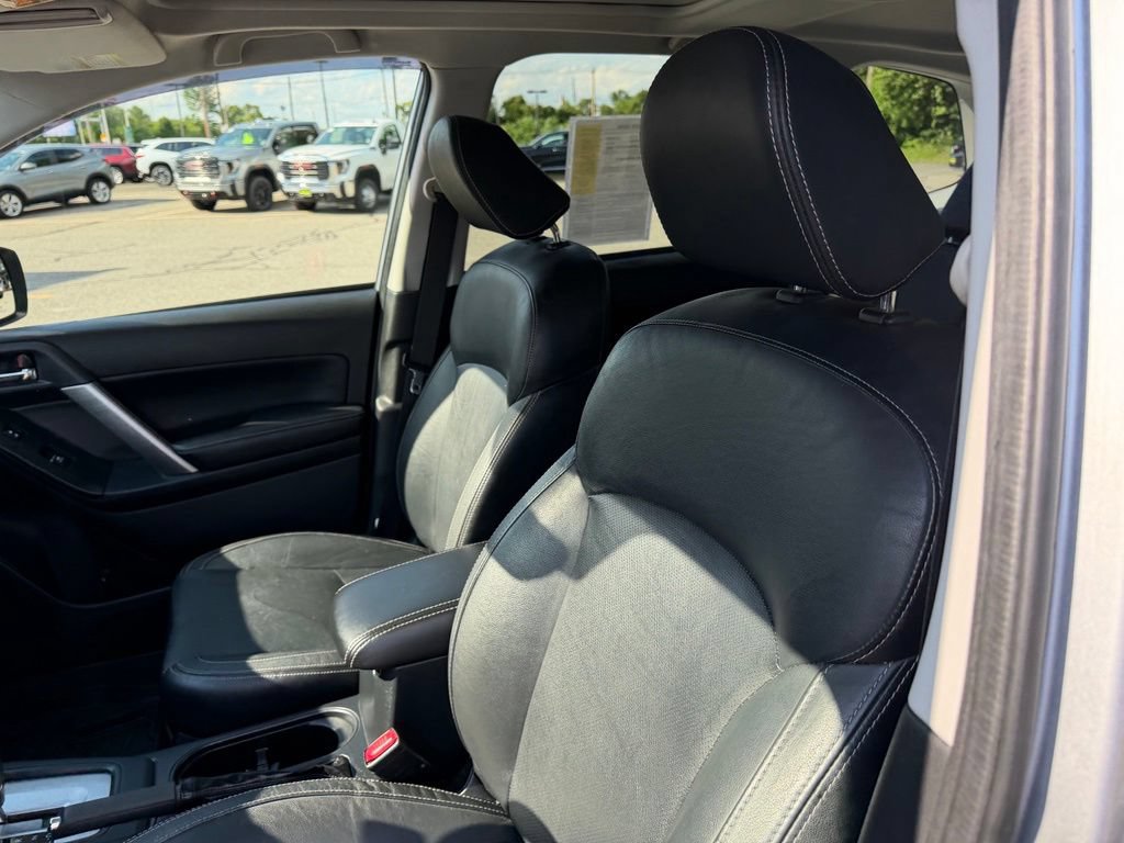 Used 2017 Subaru Forester 2.5i Limited AWD/4WD image 12