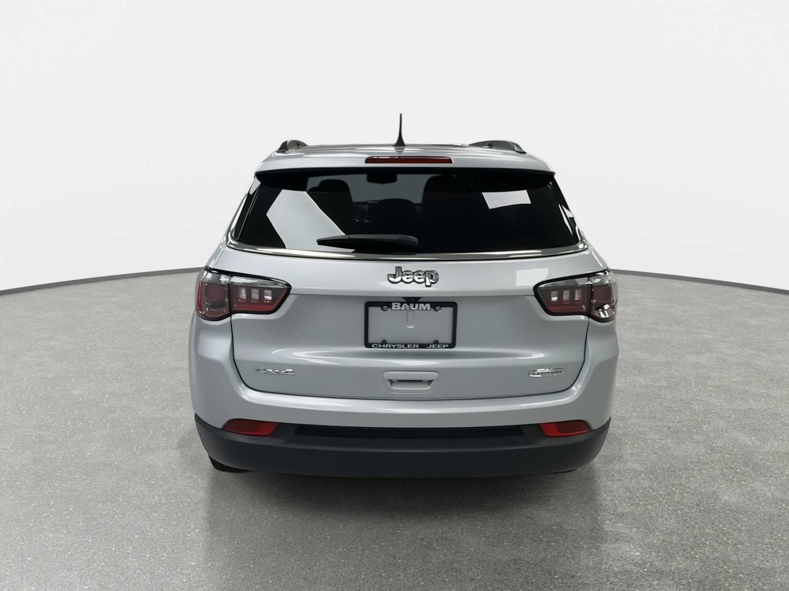 Used 2025 Jeep Compass Latitude AWD/4WD image 7