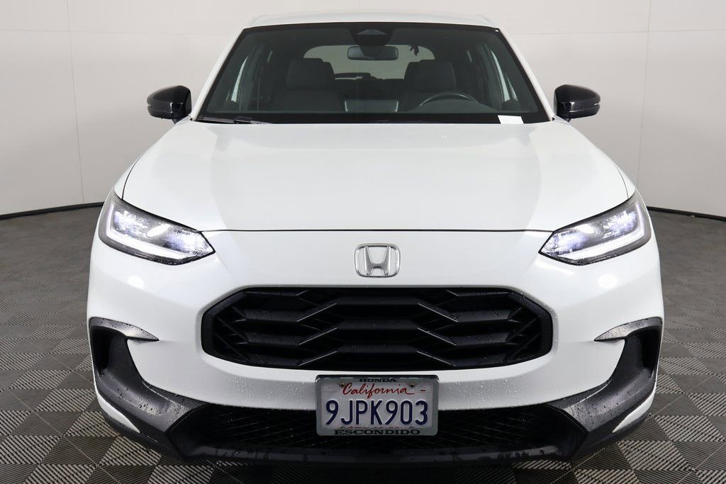 Used 2024 Honda HR-V Sport image 2