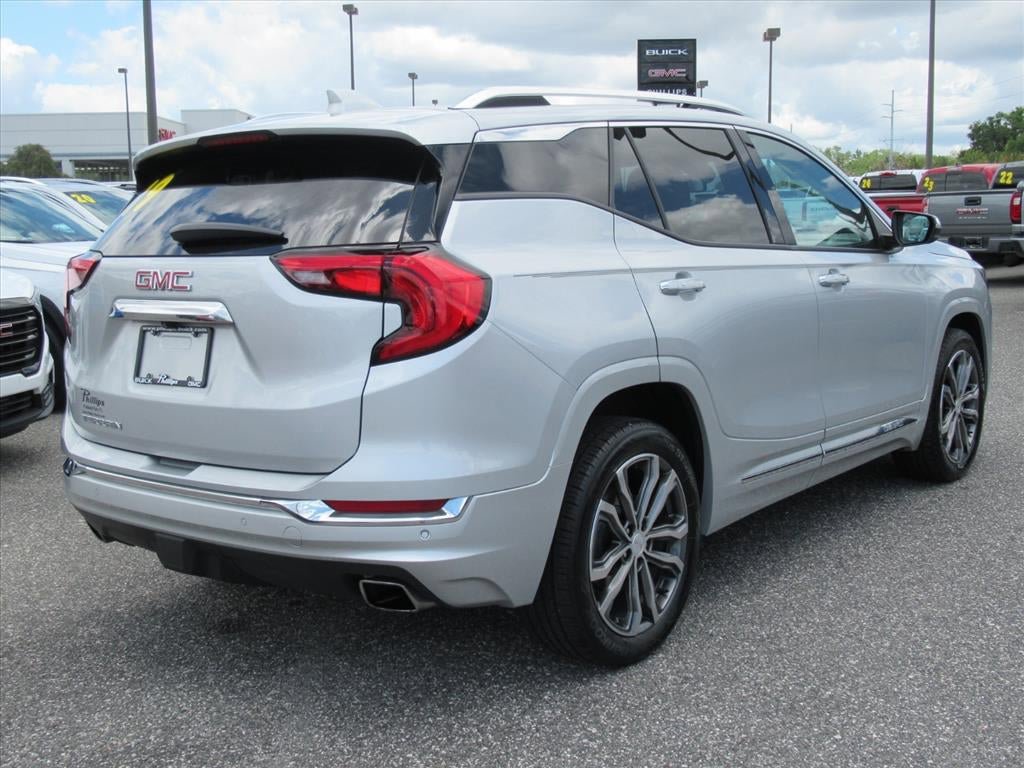 Used 2019 GMC Terrain Denali w/ Advanced Safety Package FWD image 7