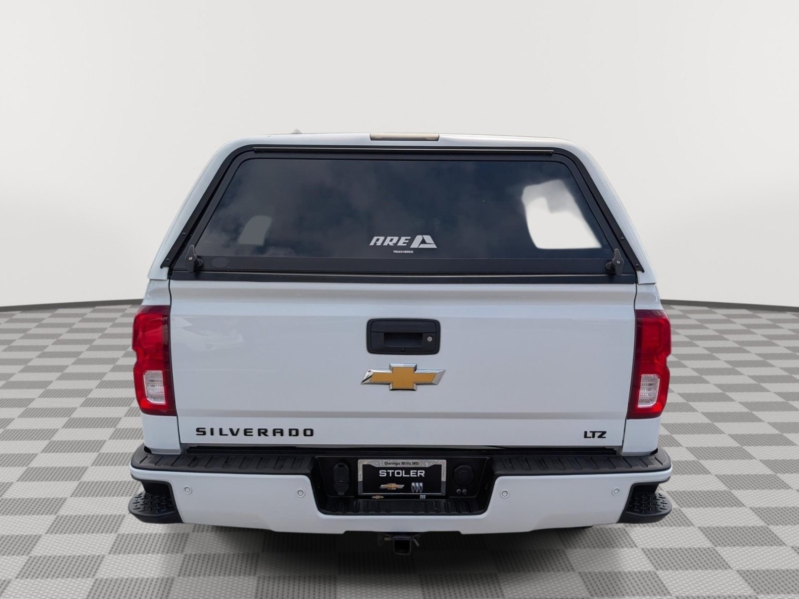 Used 2018 Chevrolet Silverado 1500 LTZ Z71 w/ LTZ Plus Package AWD/4WD image 4