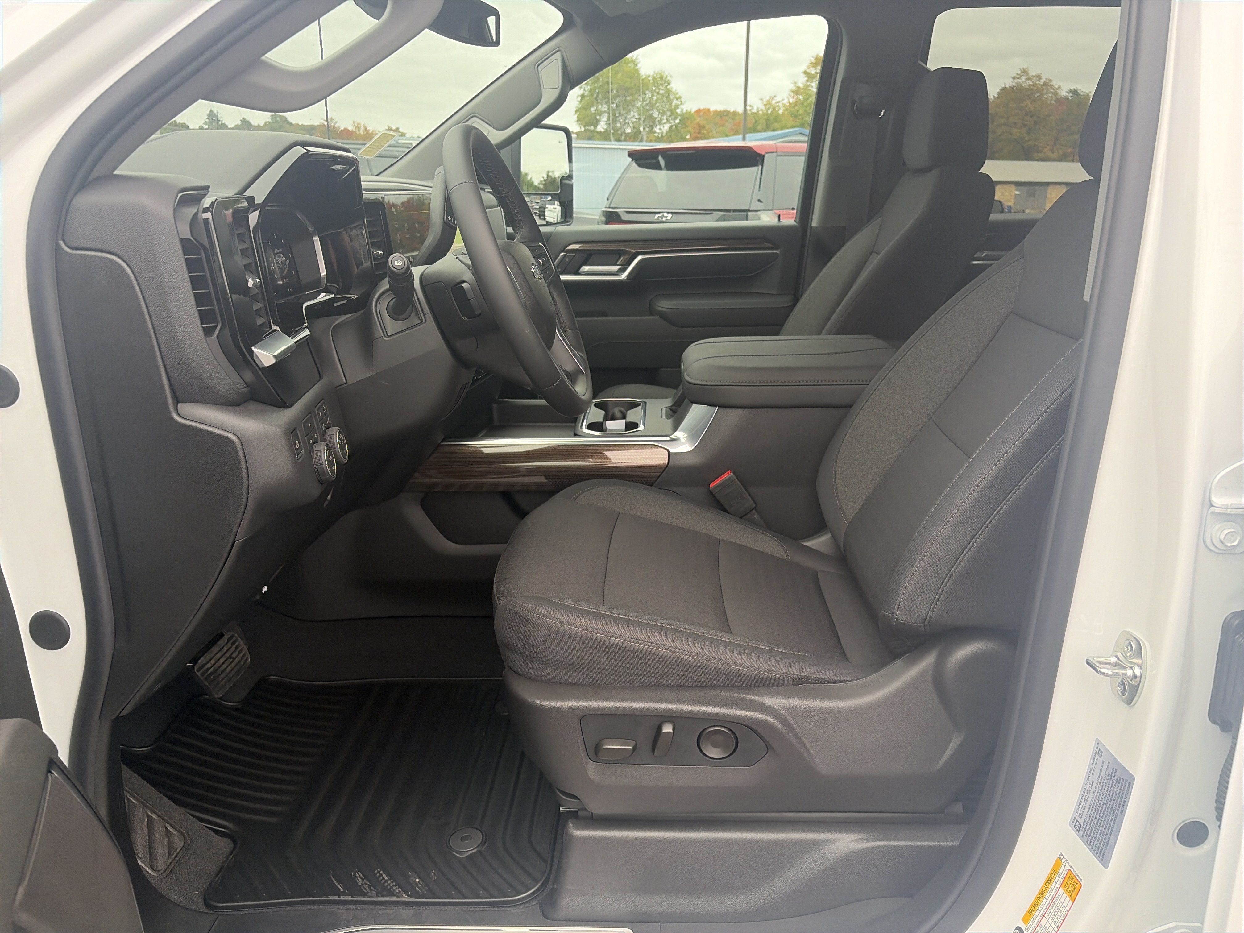 New 2026 Chevrolet Silverado 2500 LT w/ Trail Boss Package AWD/4WD image 5