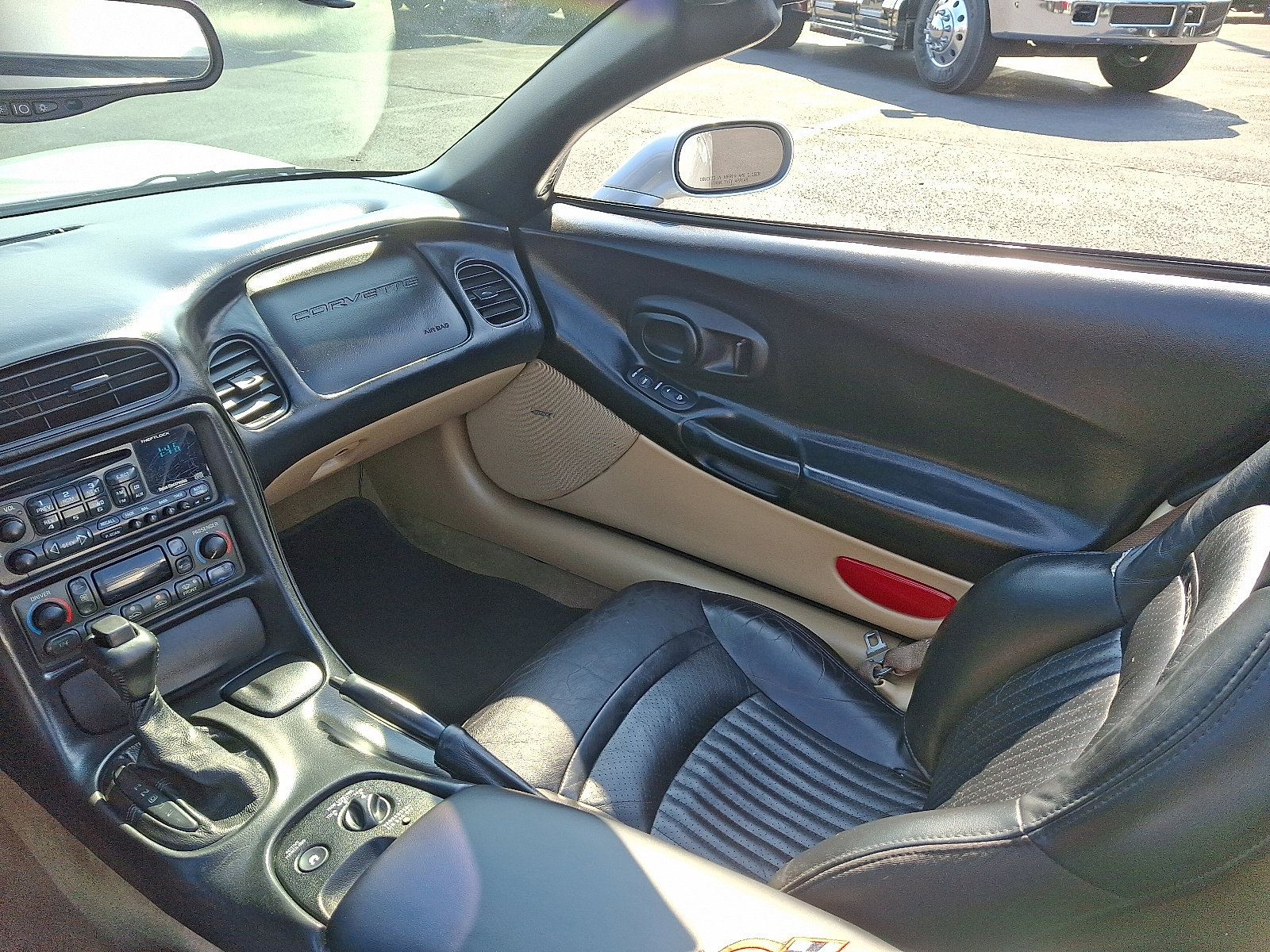 Used 2002 Chevrolet Corvette Convertible w/ Preferred Equipment Group2 image 16