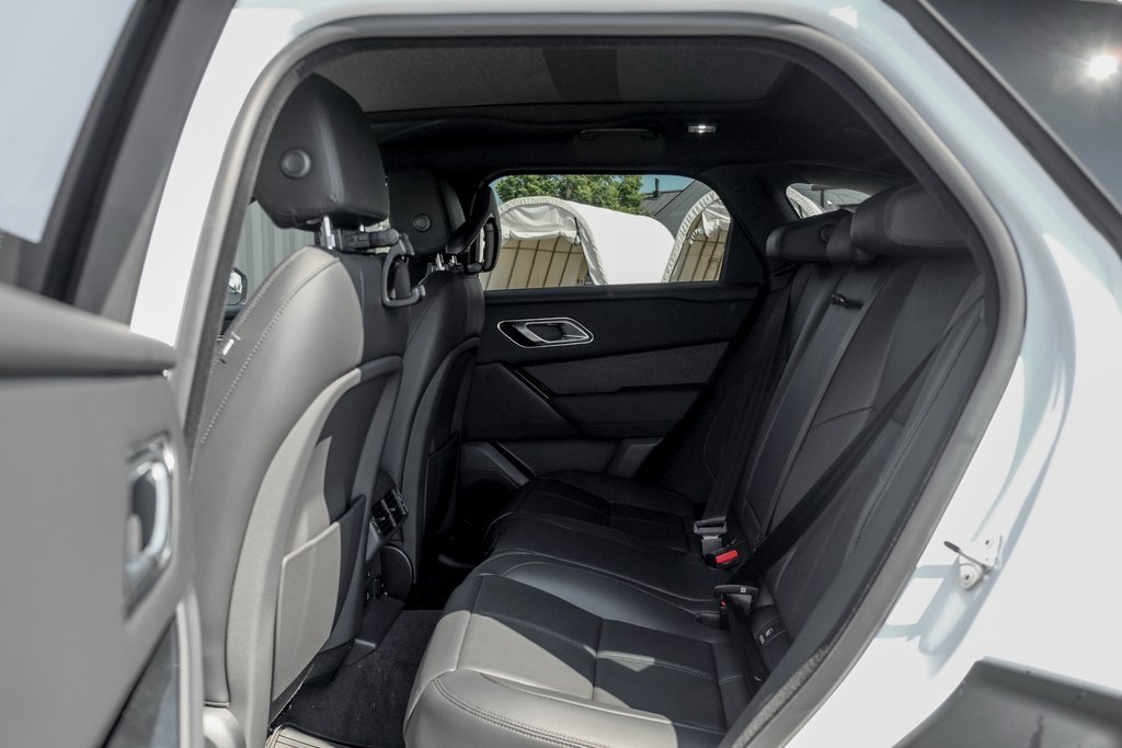 New 2026 Land Rover Range Rover Velar Dynamic SE image 16