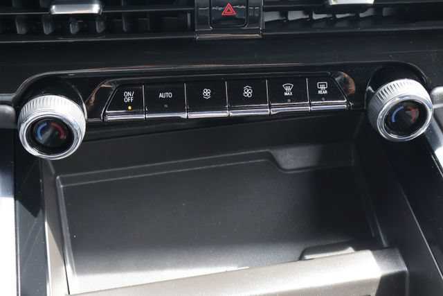 Used 2025 Chevrolet Tahoe LS AWD/4WD image 14