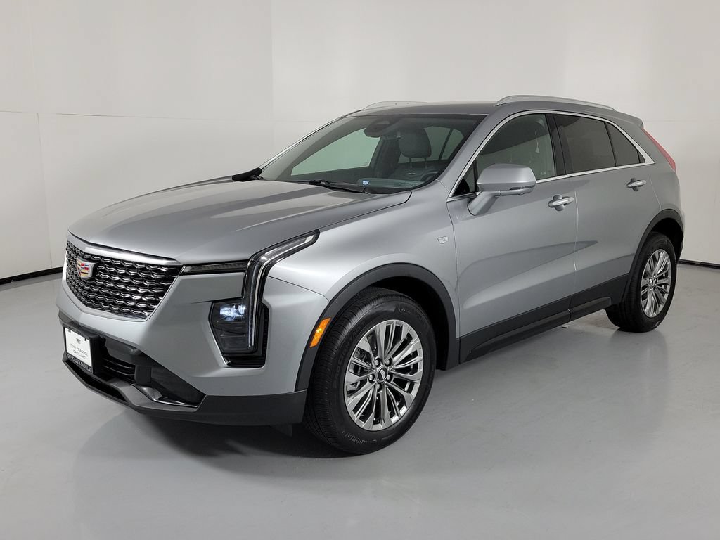 Certified 2025 Cadillac XT4 Premium Luxury FWD image 2
