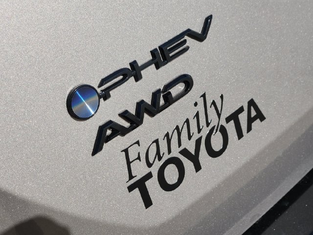 New 2026 Toyota RAV4 XSE AWD/4WD image 9