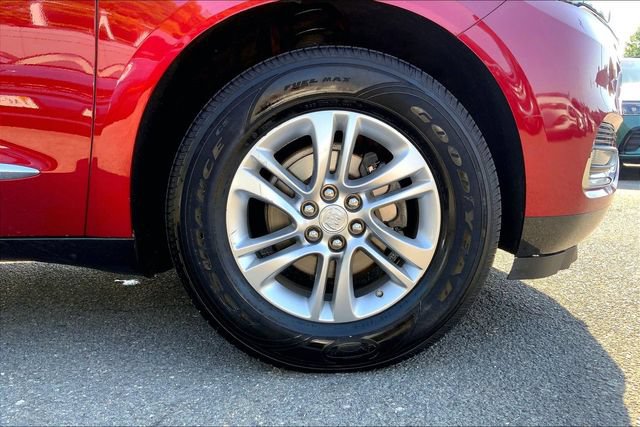 Used 2018 Buick Enclave Essence FWD image 9