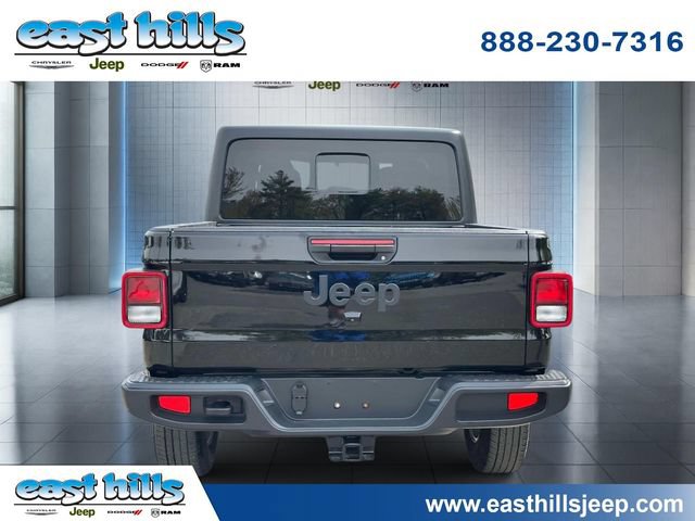 Certified 2022 Jeep Gladiator Sport AWD/4WD image 4