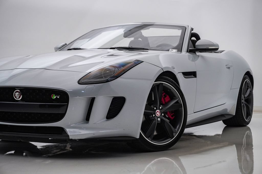 Used 2017 Jaguar F-TYPE R AWD/4WD image 2