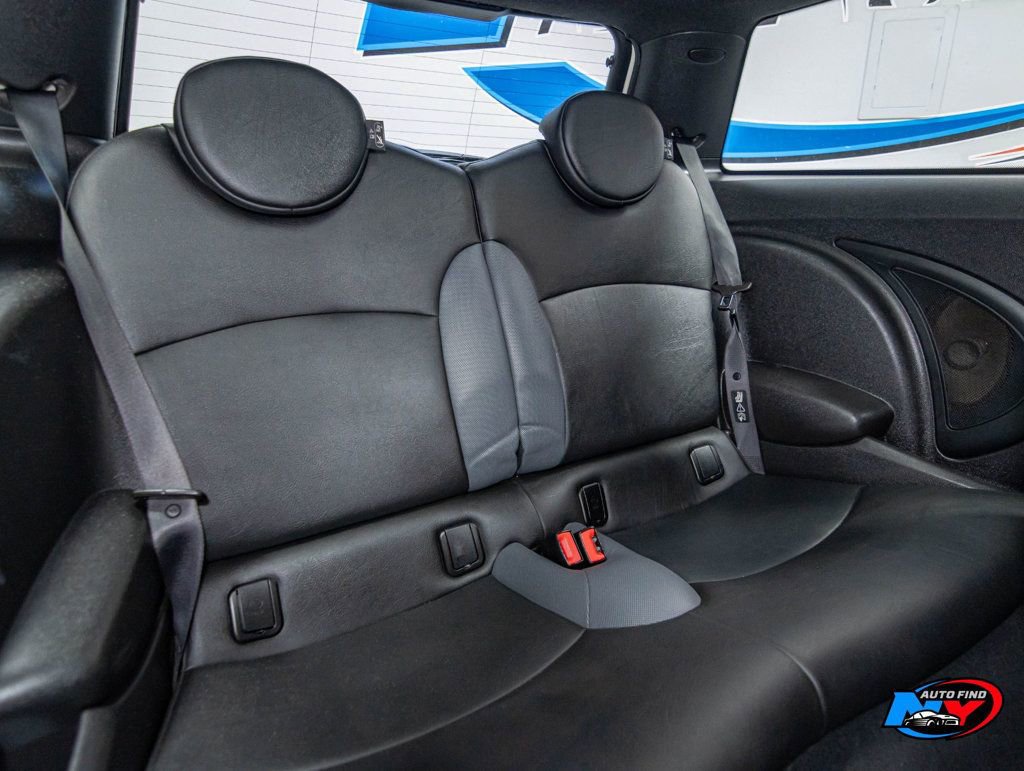 Used 2009 MINI Cooper John Cooper Works image 20