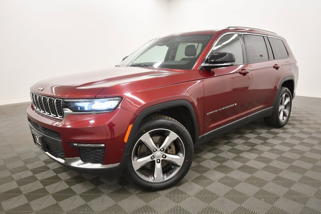 Used 2021 Jeep Grand Cherokee L Limited w/ Luxury Tech Group II image 2