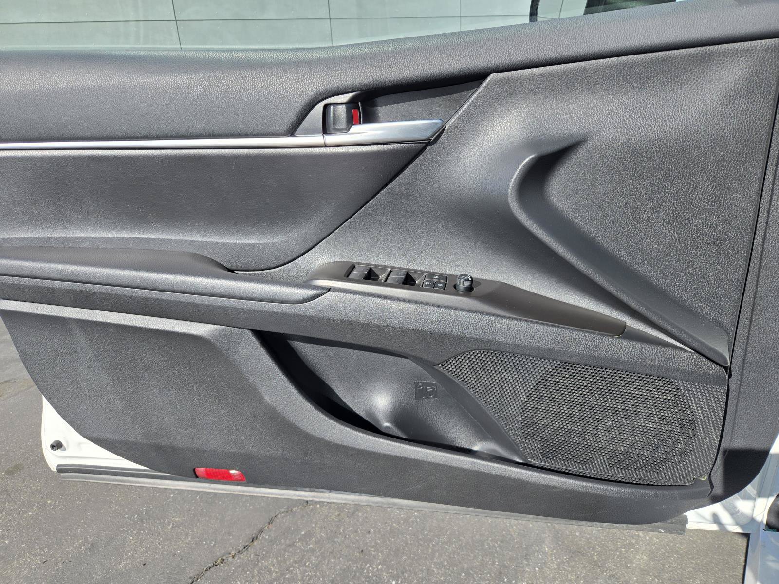 Used 2024 Toyota Camry LE FWD image 18