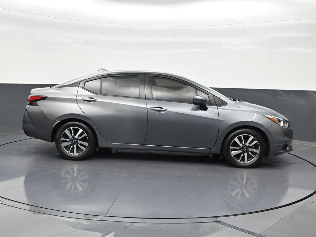 Used 2021 Nissan Versa SV FWD image 7