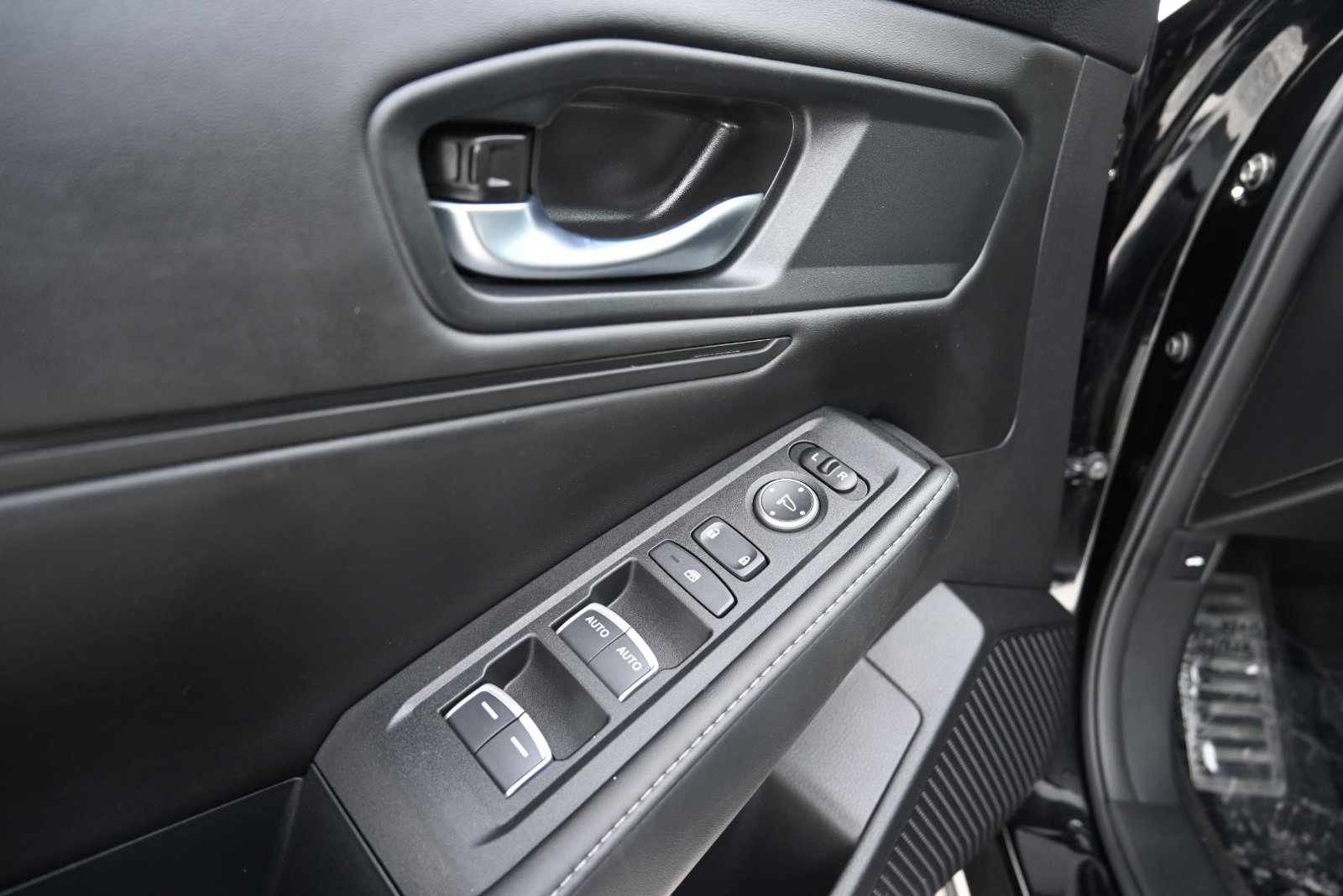 Used 2024 Honda Accord Sport image 16