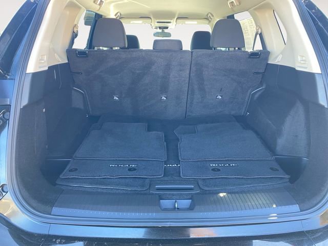 Used 2024 Nissan Rogue S image 29