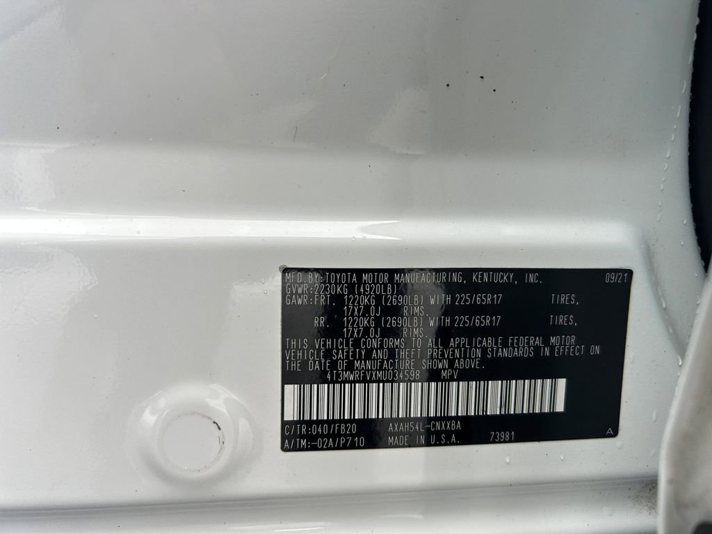 Used 2021 Toyota RAV4 LE image 34