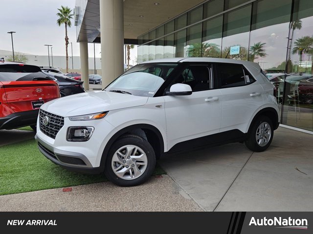 New 2026 Hyundai Venue SE