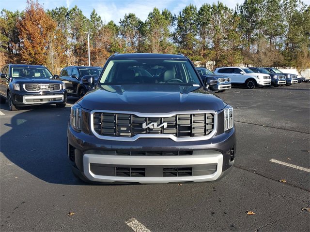 New 2025 Kia Telluride S image 2