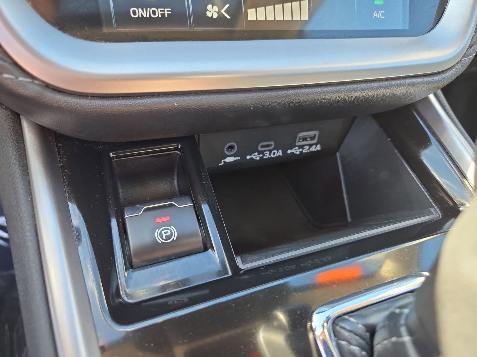 Used 2024 Subaru Outback Limited image 25