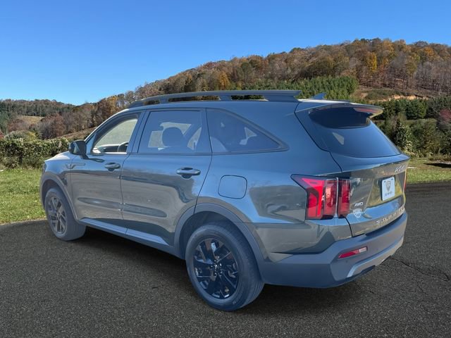 Used 2022 Kia Sorento S w/ Panoramic Sunroof Package image 5