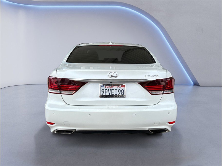 Used 2013 Lexus LS 460 w/ Ultra Luxury Pkg RWD image 5