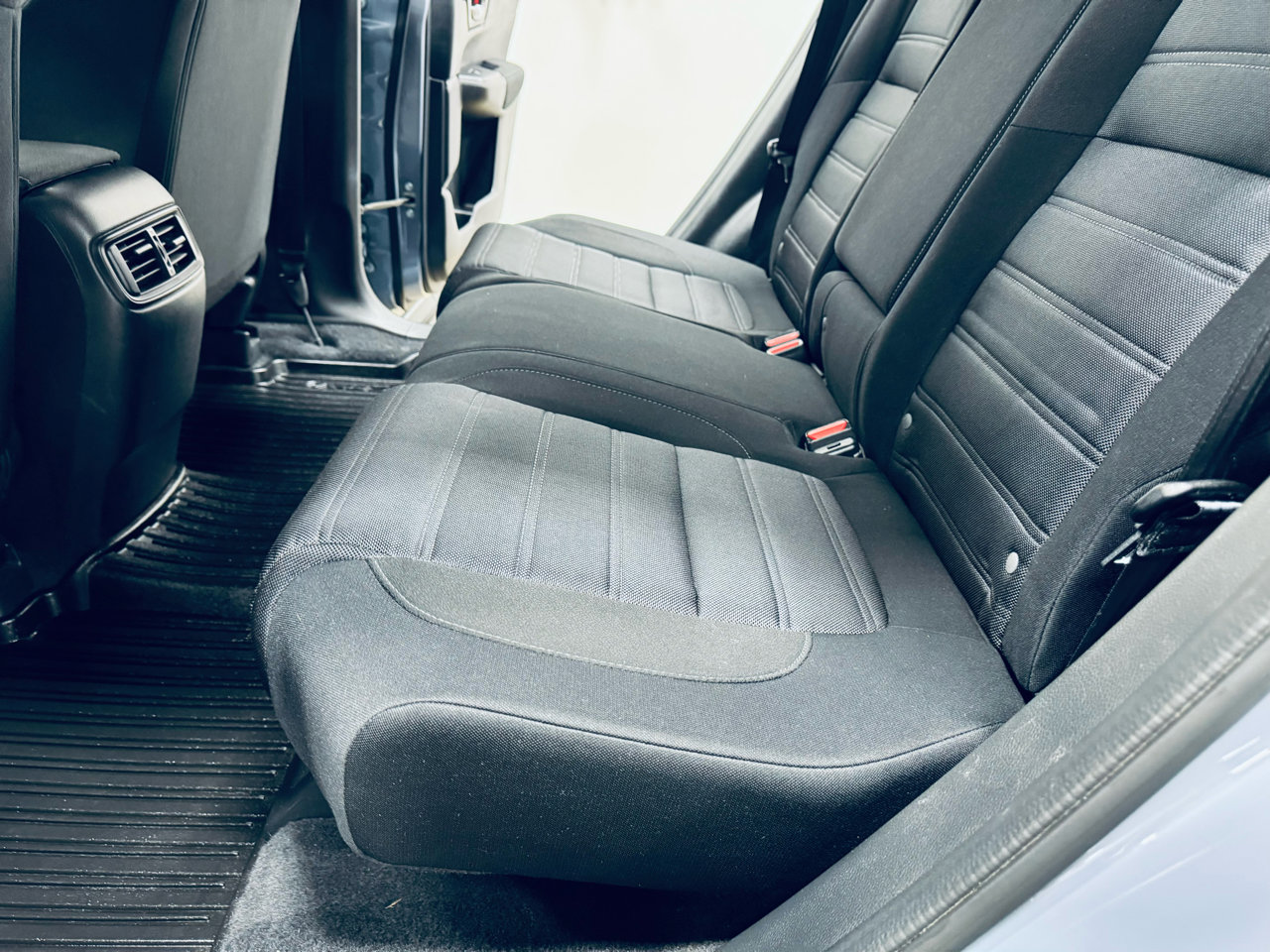 Used 2021 Honda CR-V Special Edition image 33