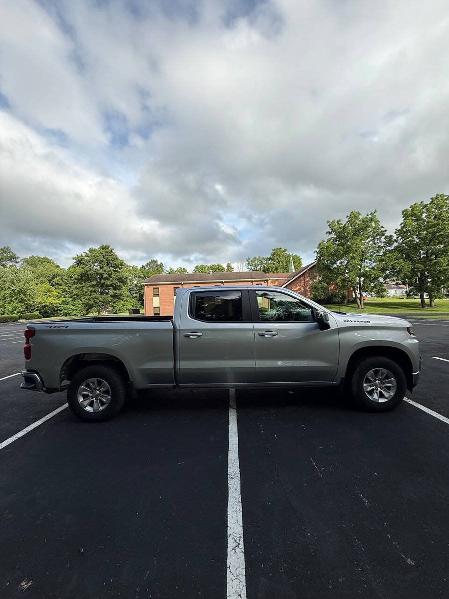 Used 2021 Chevrolet Silverado 1500 LT w/ Work Truck Package AWD/4WD image 8