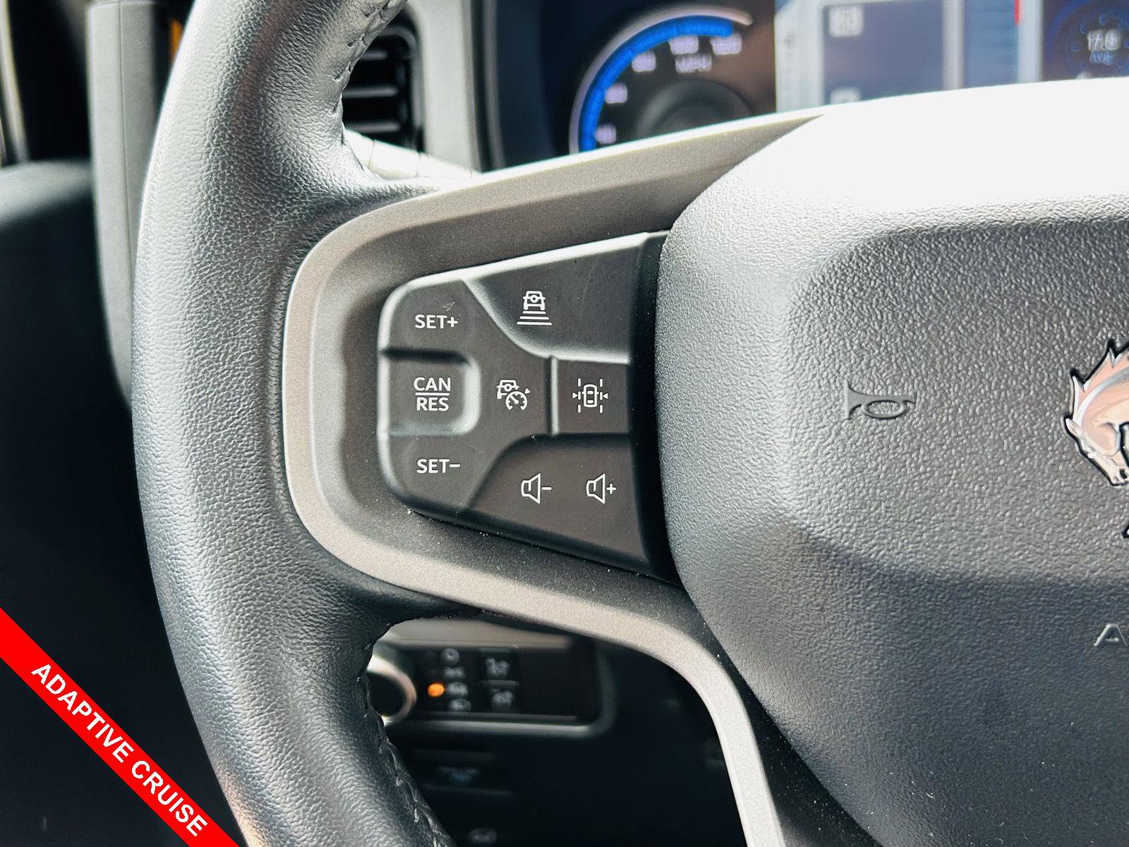 Used 2024 Ford Bronco Badlands image 7