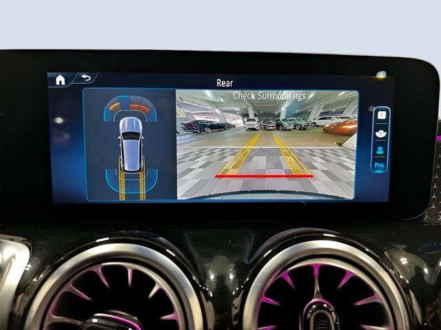 Used 2025 Mercedes-Benz GLB 250 4MATIC image 25