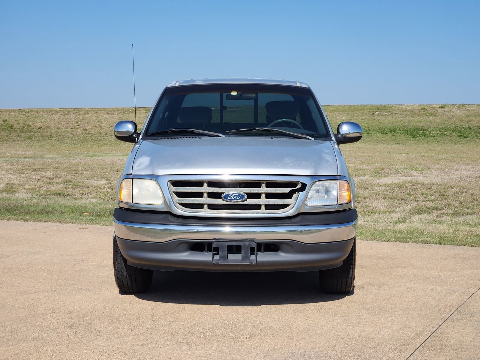 Used 2001 Ford F150 2WD SuperCrew image 6