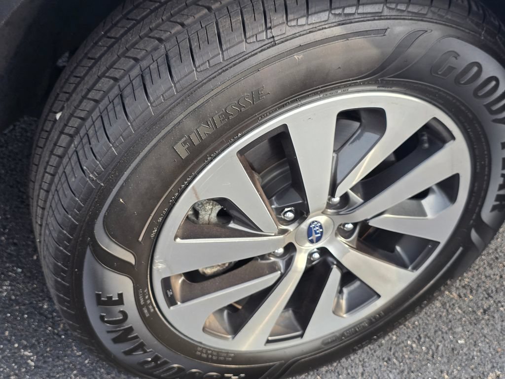 Used 2024 Subaru Outback Premium AWD/4WD image 22