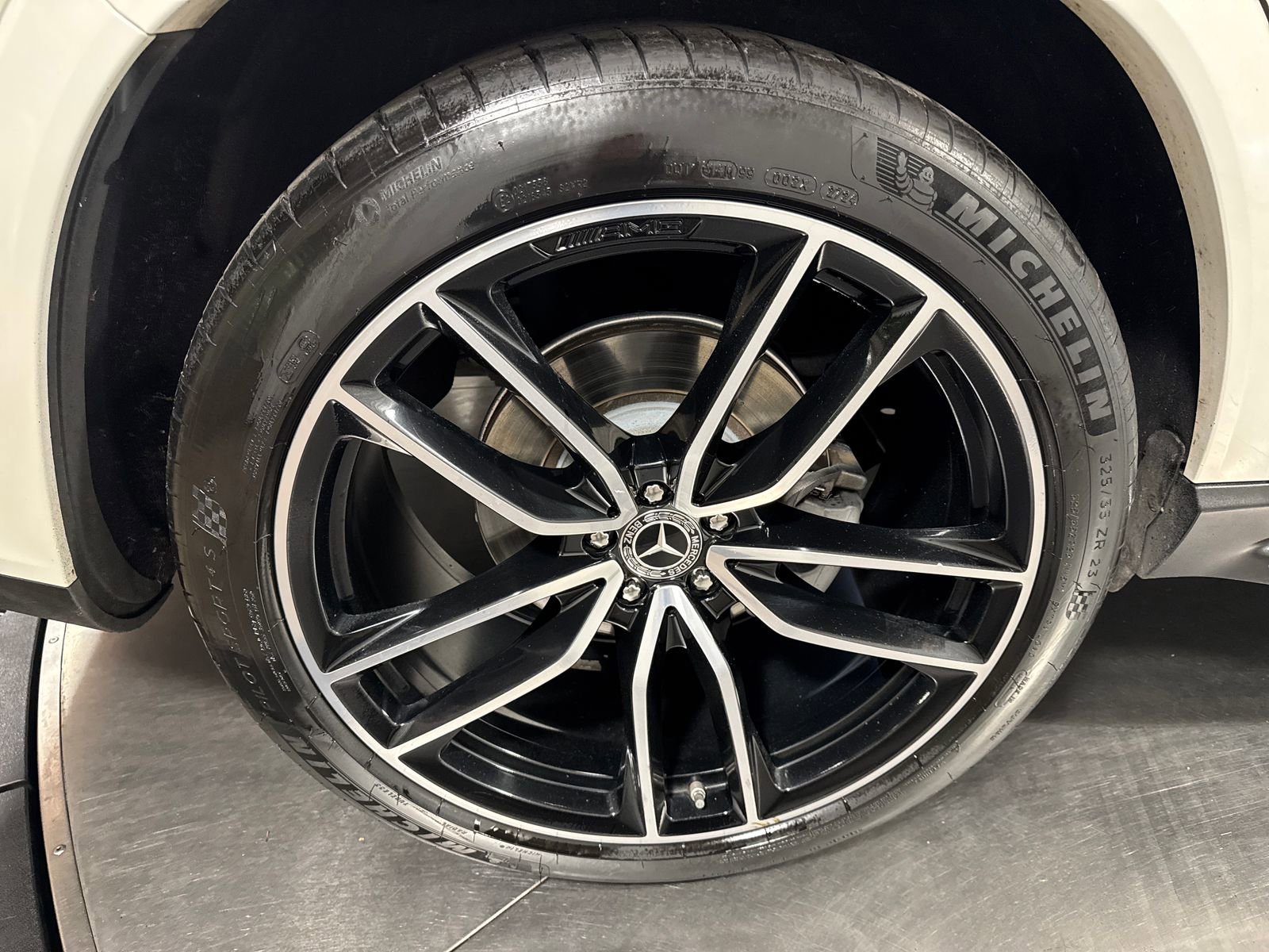 Used 2020 Mercedes-Benz GLS 580 4MATIC image 13