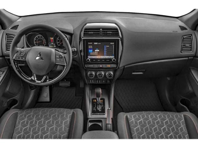 Used 2025 Mitsubishi Outlander Sport SE AWD/4WD image 4