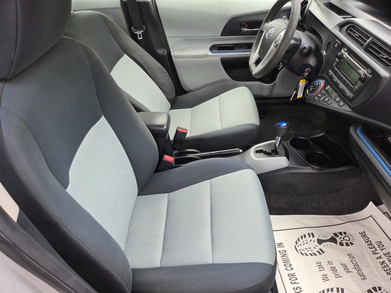 Used 2013 Toyota Prius C Two FWD image 15