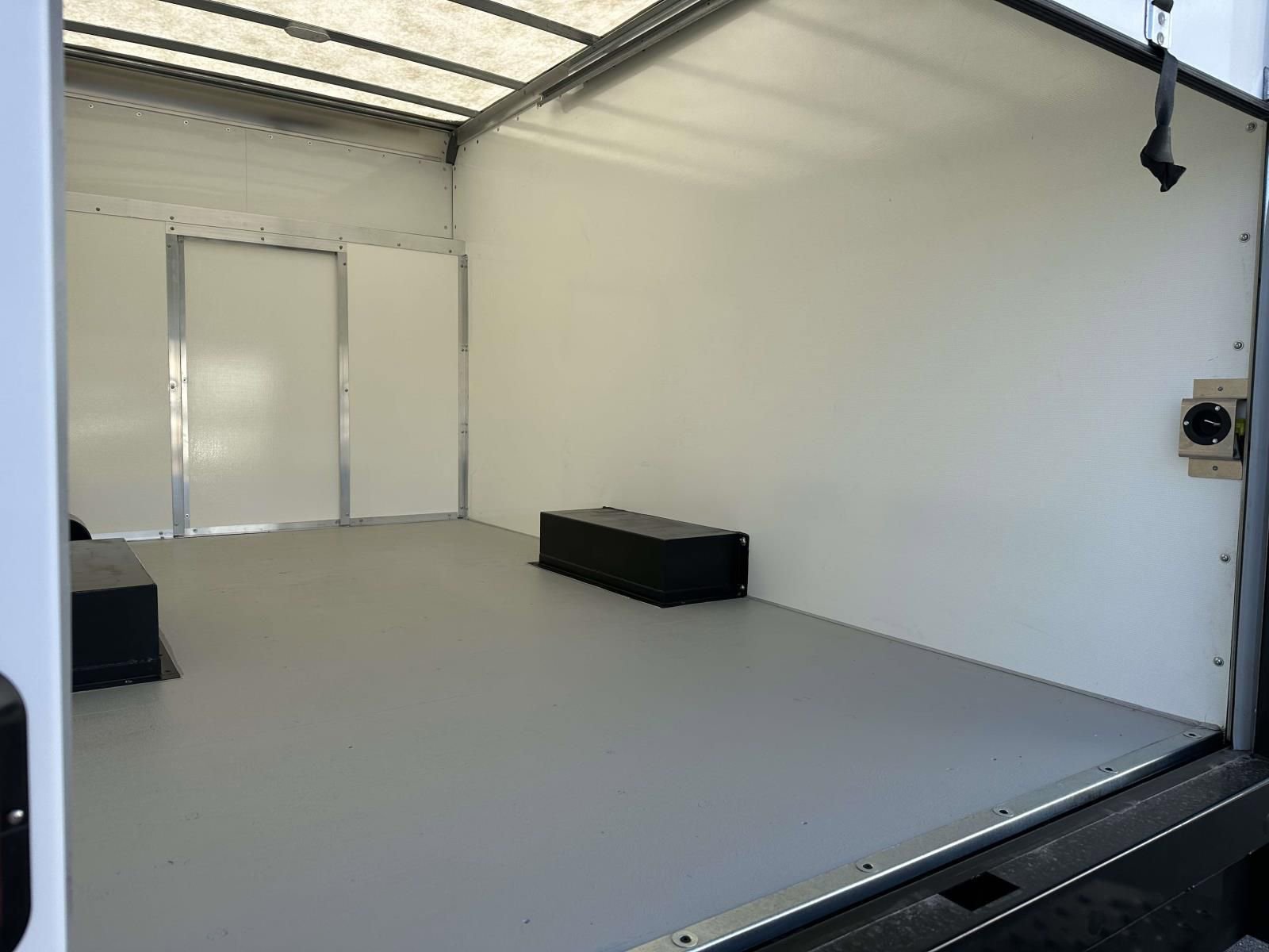New 2025 Chevrolet Express 3500 RWD image 24