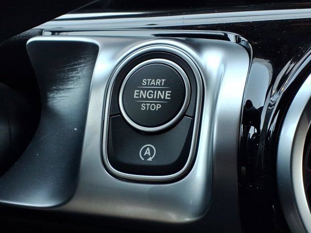 New 2026 Mercedes-Benz GLB 250 image 25