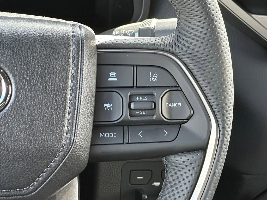 New 2026 Toyota Tundra Limited AWD/4WD image 21