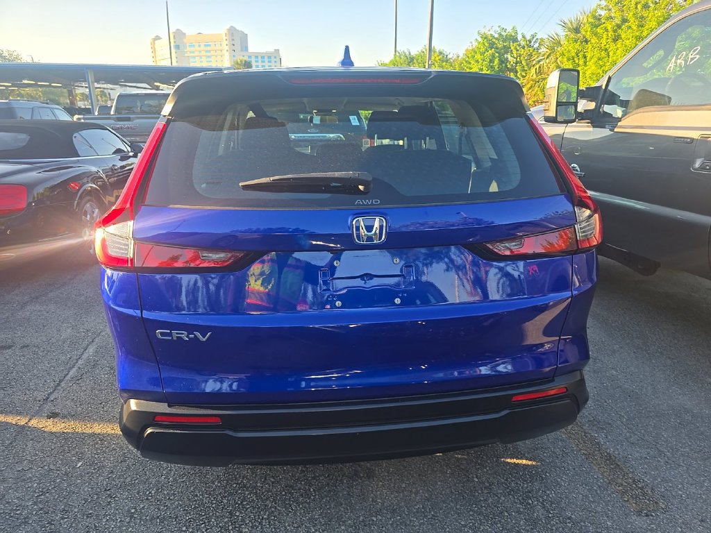 Used 2024 Honda CR-V LX image 5
