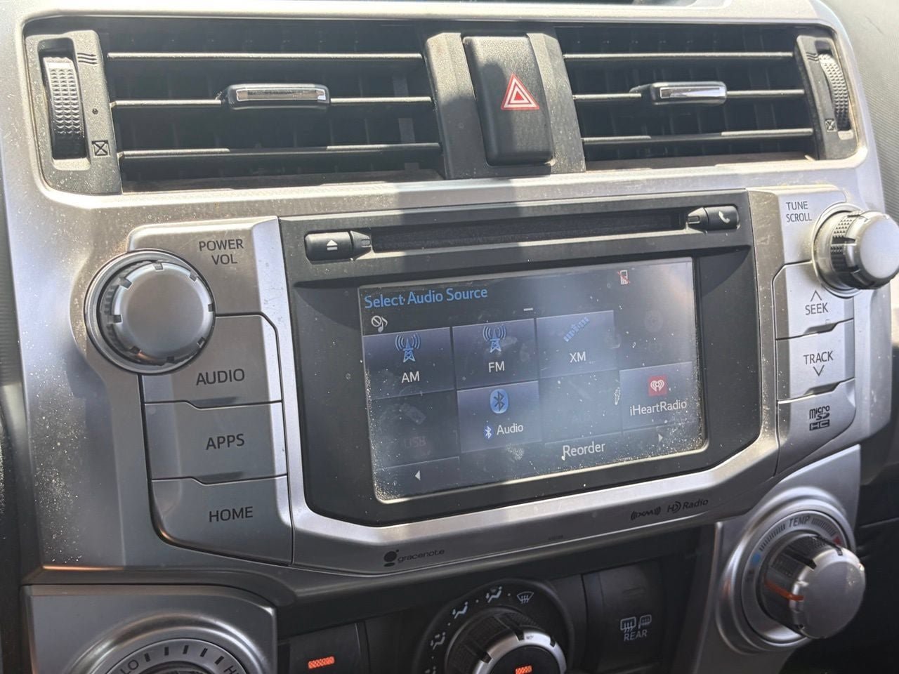 Used 2018 Toyota 4Runner SR5 AWD/4WD image 10