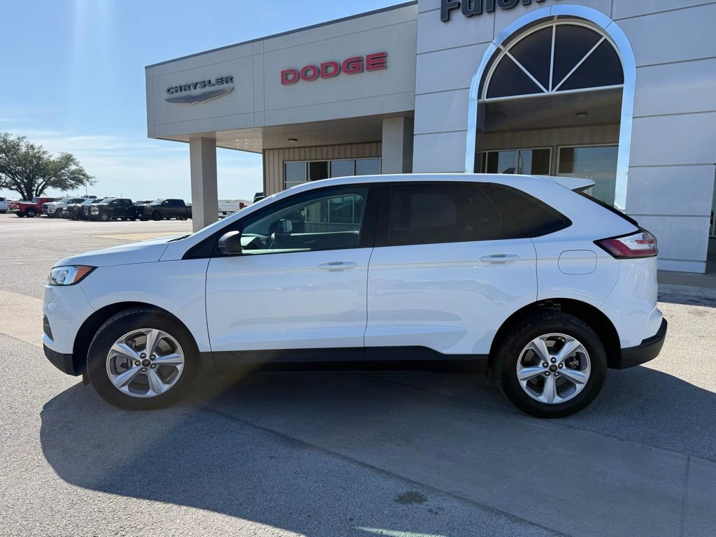 Used 2024 Ford Edge SE AWD/4WD image 2