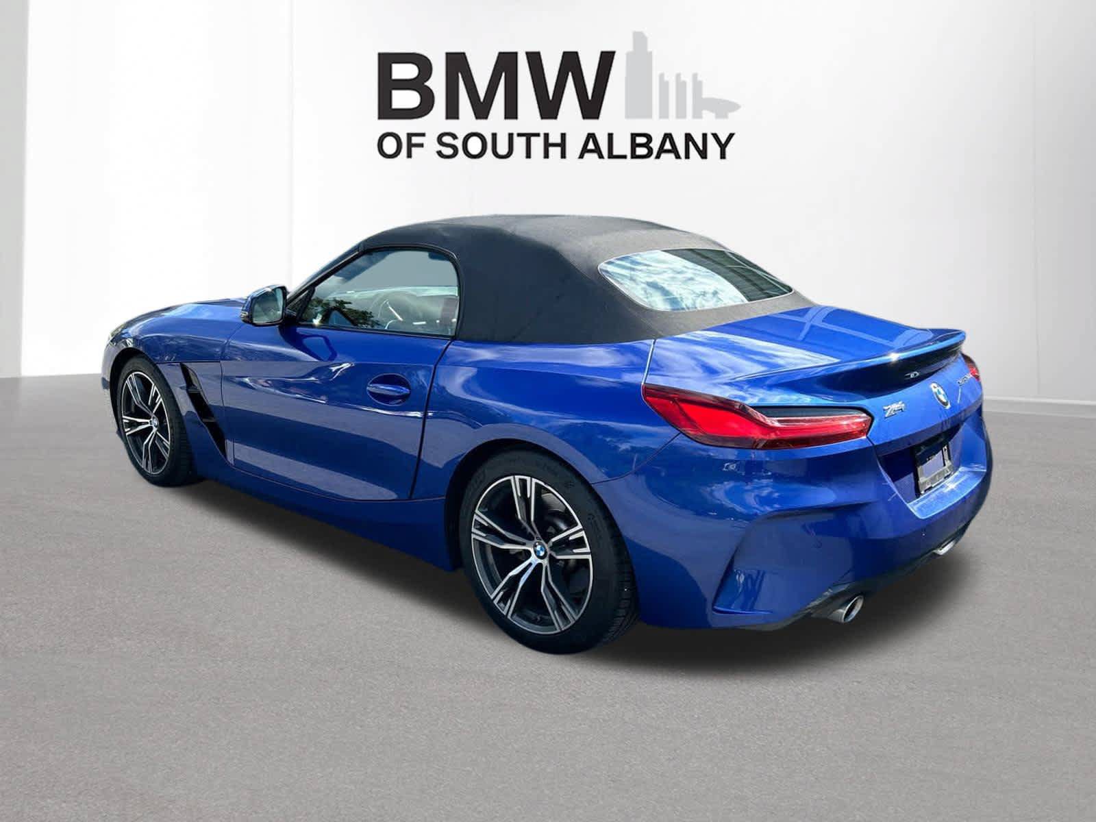 Used 2024 BMW Z4 sDrive30i w/ Driving Assistance Package RWD image 3
